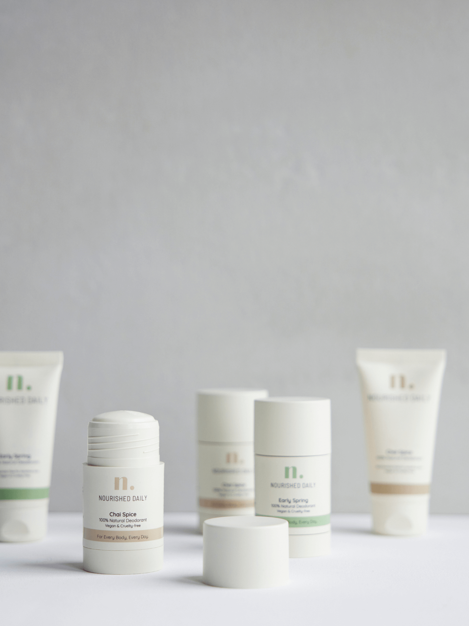 Natural deodorant, natuurlijke deodorant, natural deodorant early spring, natural deo, aluminium-free deodorant, nourished daily.